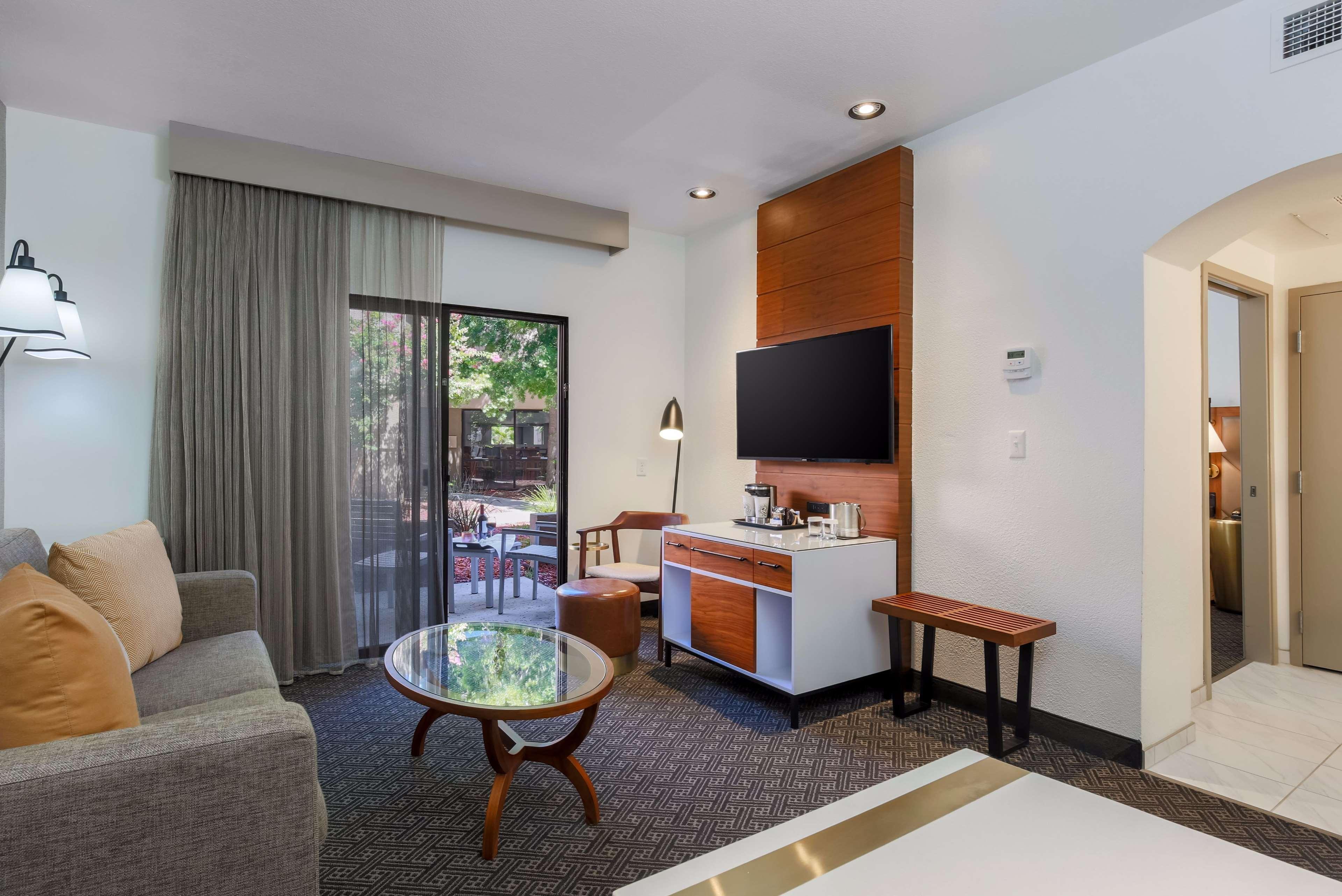 Doubletree Suites By Hilton Hotel Sacramento - Rancho Cordova Eksteriør bilde